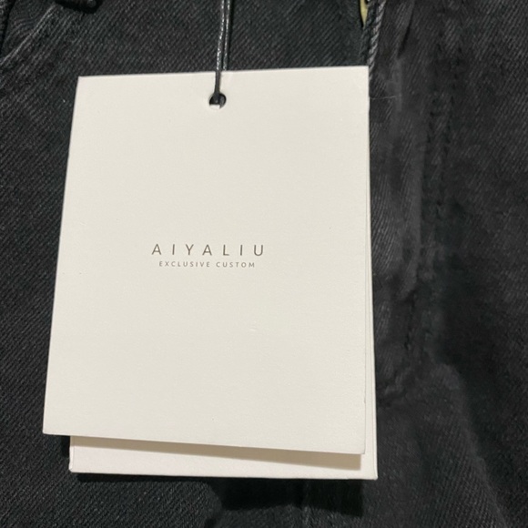 AIYALIU Black Cut Out Shorts S - Picture 2 of 2
